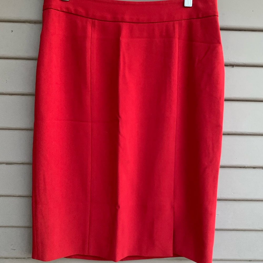 Max Mara Pencil Women Red Skirt US8.

Waist.30” lined